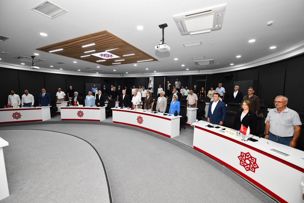 Seremetli's tweet photo. Karesi Belediyesi Eylül ayı Meclis Toplantımızı gerçekleştirdik. 

Alınan kararlar Karesimize hayırlı olsun. https://t.co/V6P3w3qijT