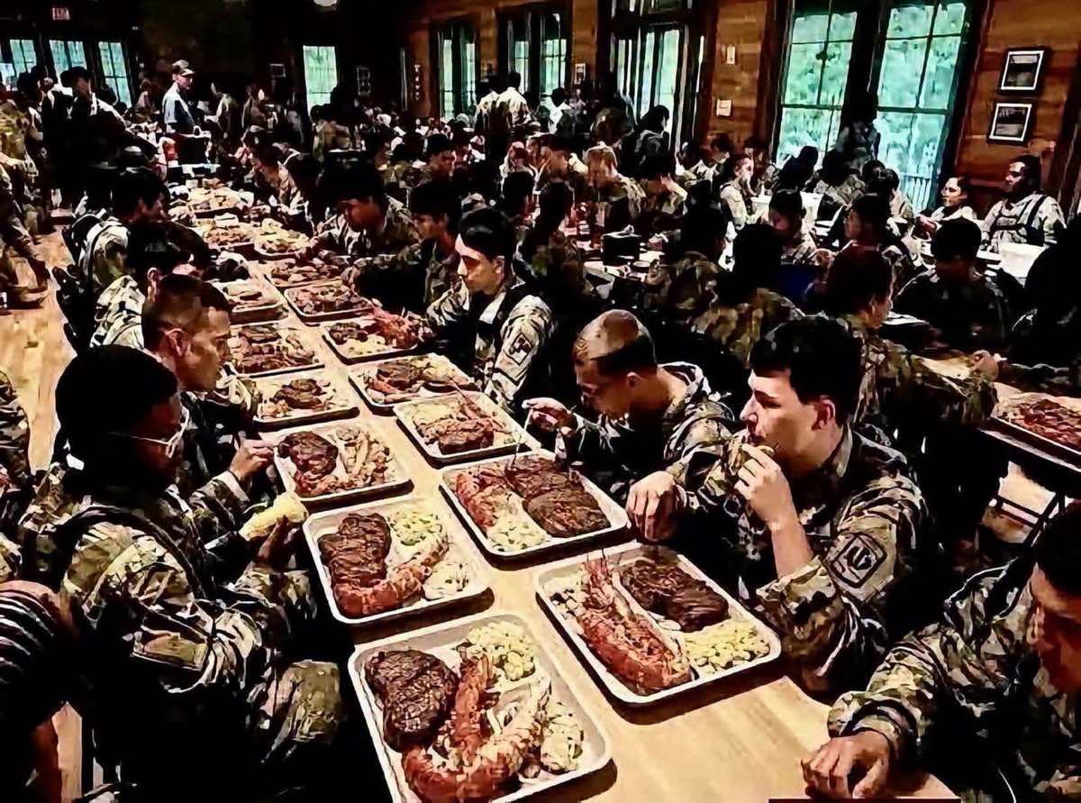 Emmaiid11's tweet photo. Do You Think It's Appropriate For The Military To Serve Soldiers Luxury Foods Such As Steak, Lobster, And Crab Using Taxpayer Money..? https://t.co/P1kavB05rT