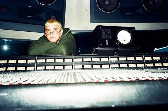 diana-carames-on-x-hangin-with-eminem-in-the-studio-name-your