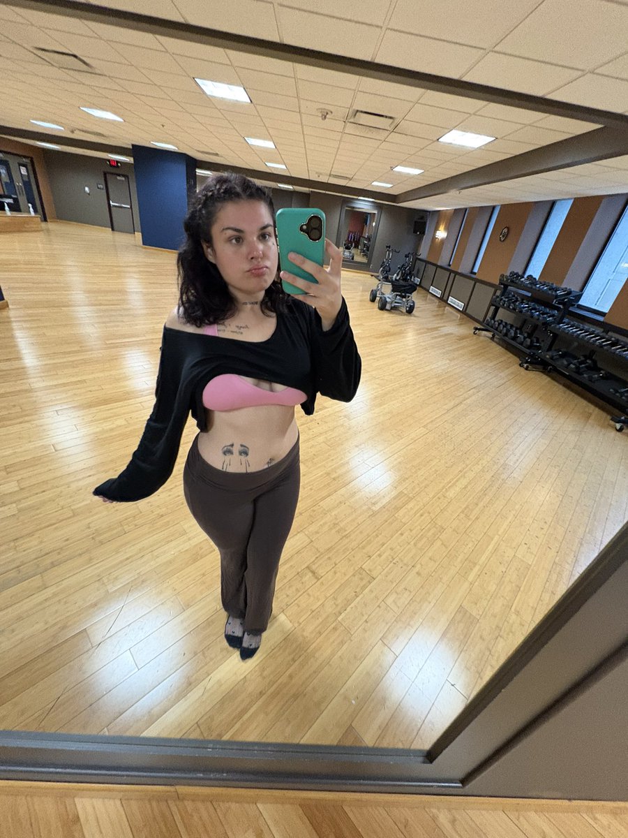 ciciasecret's tweet photo. https://t.co/Iae03uw00n