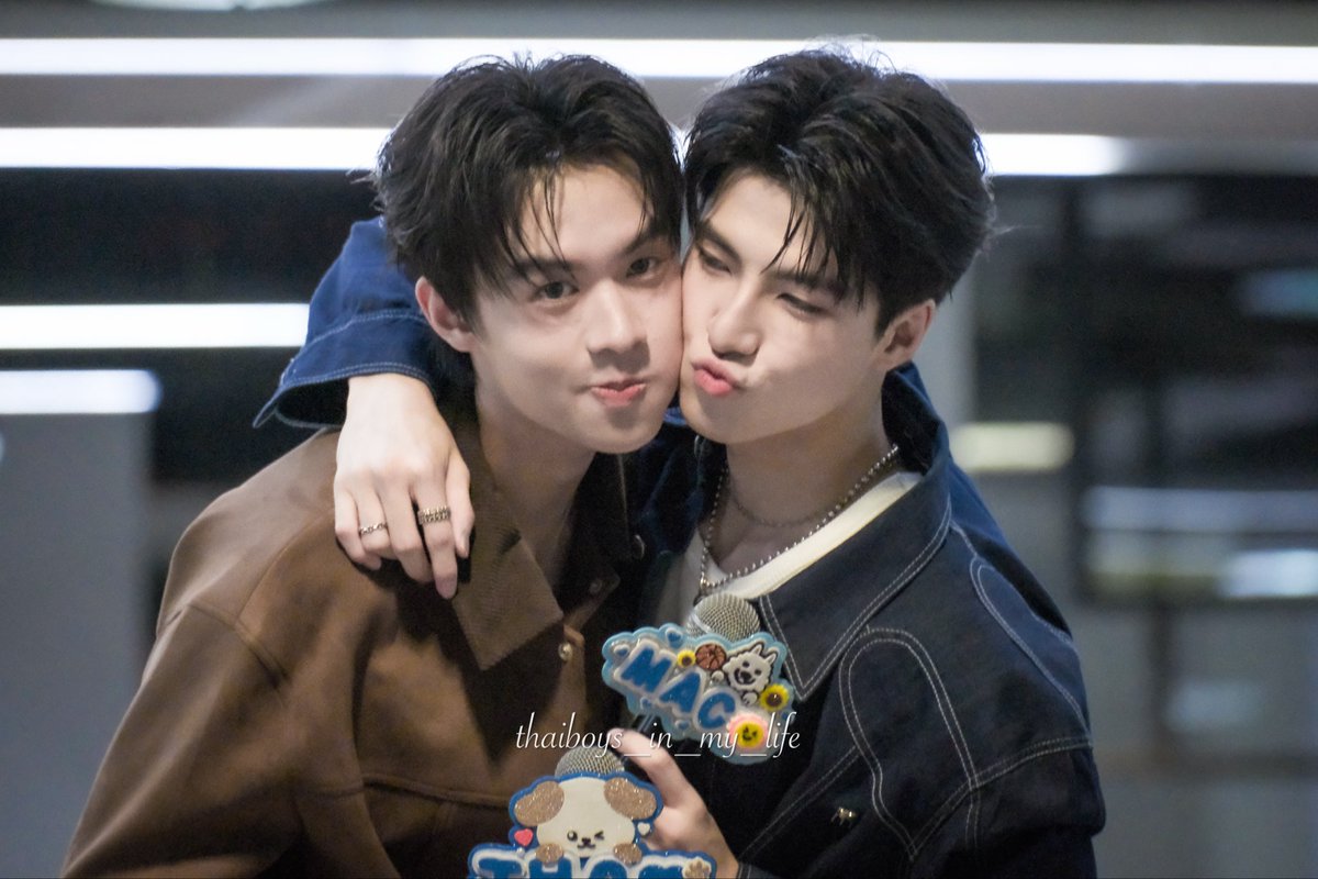 days_with_thai's tweet photo. The cheek kiss🤭🤭

UNLUCKYBAE EPISODE 5

#UnluckyBaeEP5
#ThamMac
#thamtupthong #nattapatmac https://t.co/gHpJX4GrDH