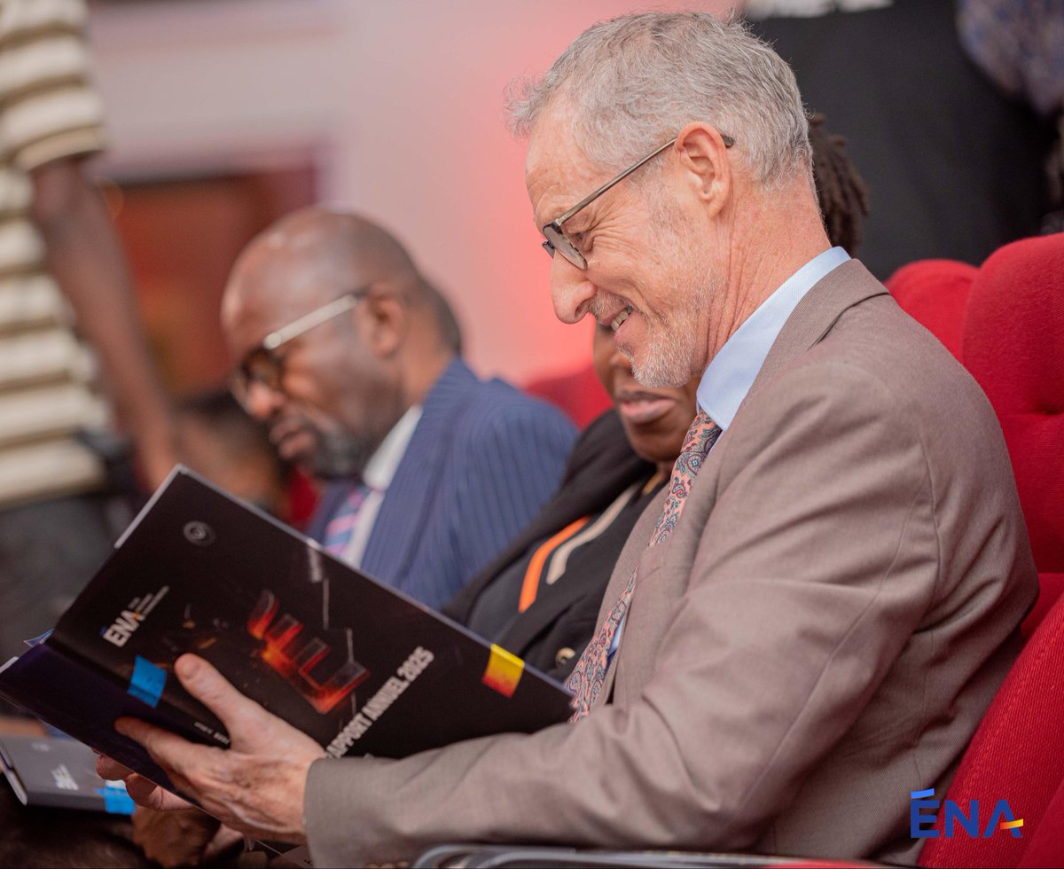 EnaRDC_Officiel's tweet photo. Ce jeudi 03 septembre 2026, l’@EnaRDC_Officiel a présenté au public son Rapport annuel 2025, intitulé « In Altum », porté sur les fonts baptismaux par SEM le VPM Jean-Pierre Lihau, disponible en français et en anglais sous le lien : 

https://t.co/ofKZPgD1O0

Ce rapport retrace une année d’ambition, de renouveau et de conquête, au cours de laquelle l’ENA-RDC a changé d’échelle : 

(-) Certification ISO 9001 de son système de management de la qualité ;

(-) Adhésion aux réseaux mondiaux du PMI et de PECB ;

(-) Publication des tout premiers états financiers, certifiés sans réserve ;

(-) Lancement de l’application mobile MyENA ;

(-) Réforme du business model et montée en gamme de l’offre de formation et d’expertise ;

(-) Formation de 1.003 cadres et agents des services publics, contre 204 en 2024 ;

(-) Lancement des Conférences annuelles du service public et des prix du service public.

Et 33 autres faits marquants à découvrir dans « In Altum ».