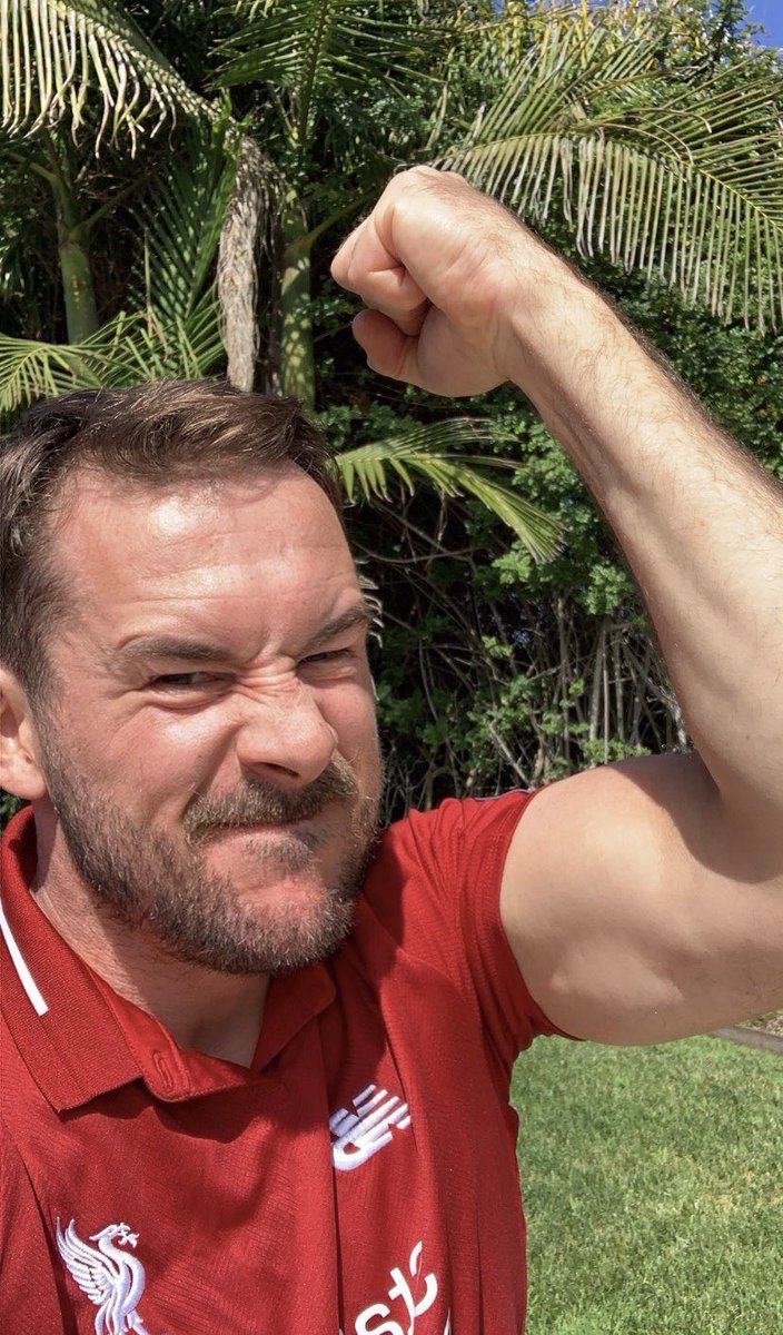 hungsloane's tweet photo. I wish I had more mutuals that I could talk to about how much I love this man ~ https://t.co/Gitm4tUXAn