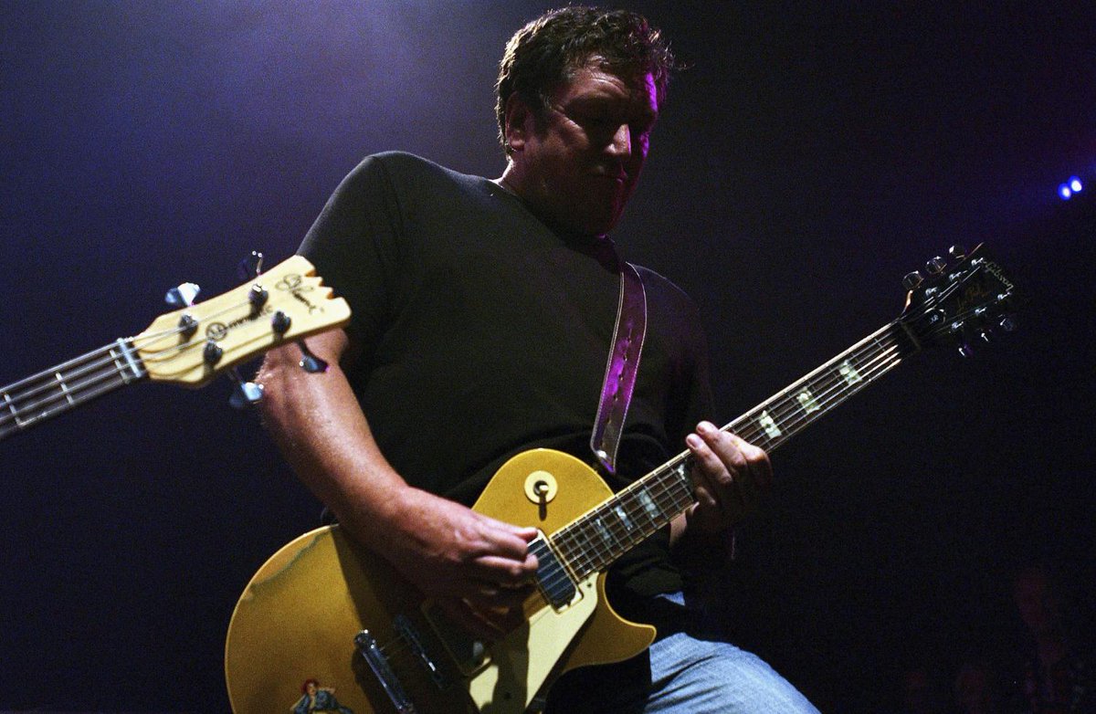 1023WBAB's tweet photo. Happy birthday to @SexPistols #Guitarist #SteveJones What was the band that got you into #PunkRock ? - @JoeRockWBAB #Rock #ClassicRock @JonesysJukebox #SexPistols #RockOnRock #TodayInRock #WBAB (Photo by Amanda Edwards/Getty Images) https://t.co/VGcsI2oiLn