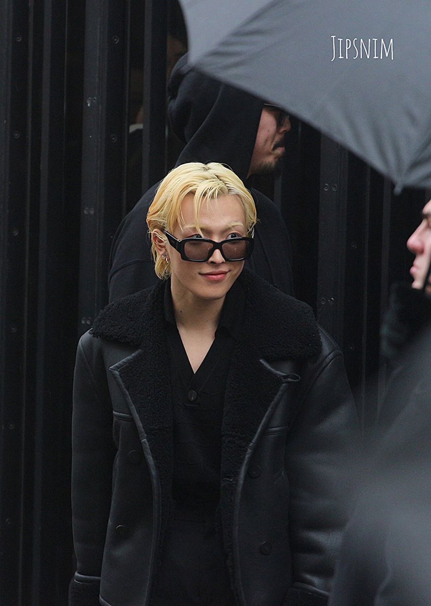 popara_x's tweet photo. it’s missing blondejoong hours 😔 https://t.co/yZ0j3jQp6U