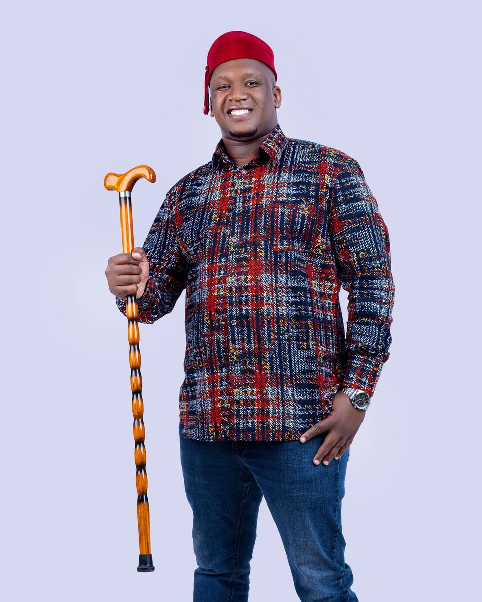 Refigah_'s tweet photo. MY POSITION ON H.E. PRESIDENT RUTO'S DIRECTIVE ON FOREIGN SMALL TRADERS.

I listened keenly to the President's directive. While I respect his commitment to protecting Kenyan businesses, as a Pan-Africanist, I must respectfully disagree with blanket exclusion.

Here is why: 🧵 https://t.co/tCaZdzz9CP