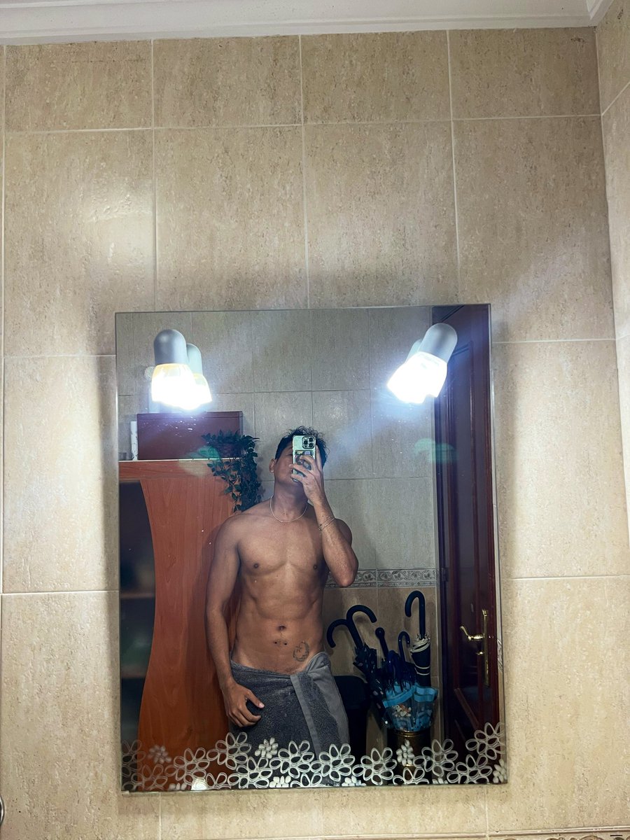 karlo_trager's tweet photo. 🧖👌🏽 https://t.co/remI4VgHth