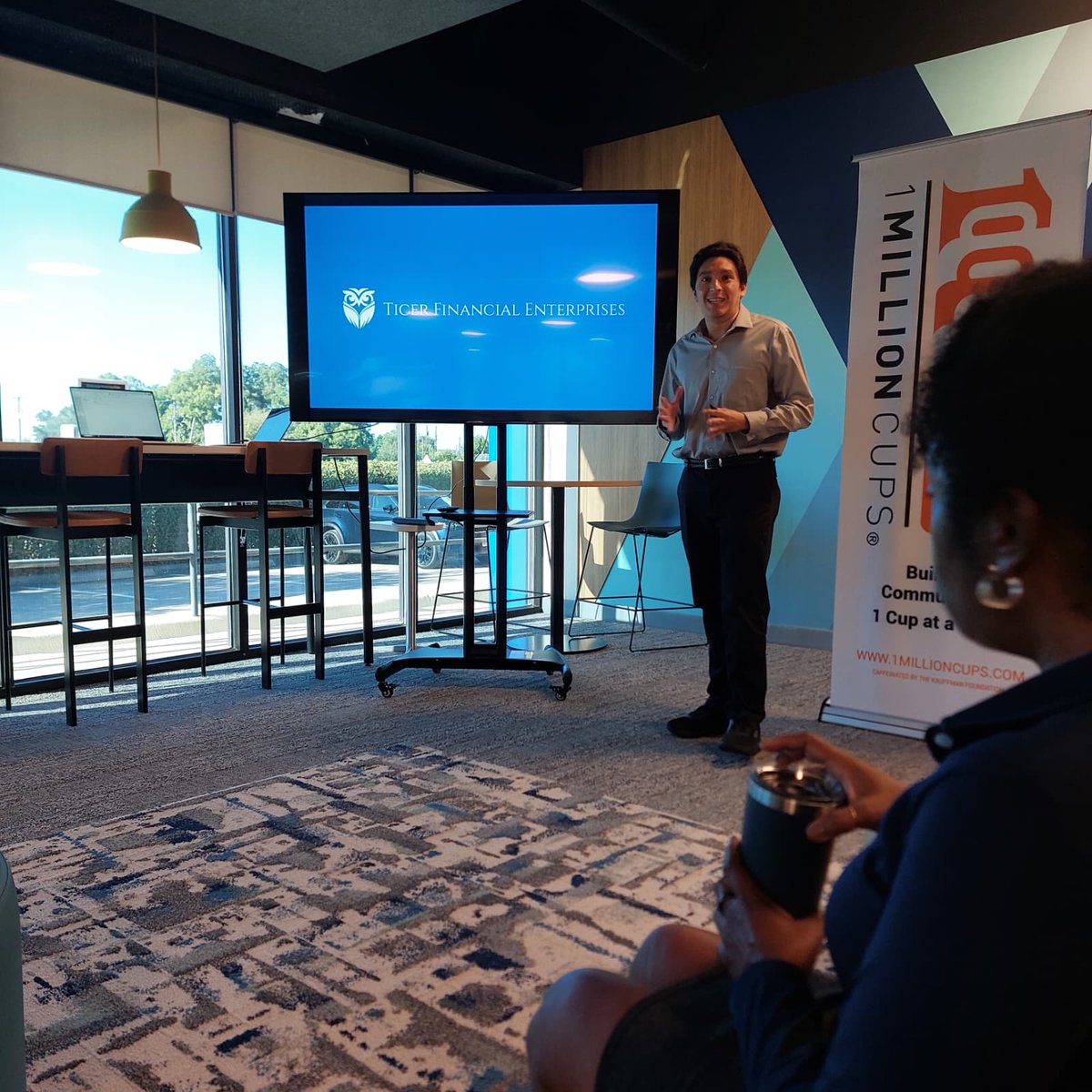 1MillionCupsDAL's tweet photo. Great session with Charlie Ticer of Ticer Financial Enterprises at #1MCDallas yesterday! ☕️

Charlie is simplifying bookkeeping and software for DFW founders while building free financial literacy tools for the community. 📈 https://t.co/rE02BEkmeG