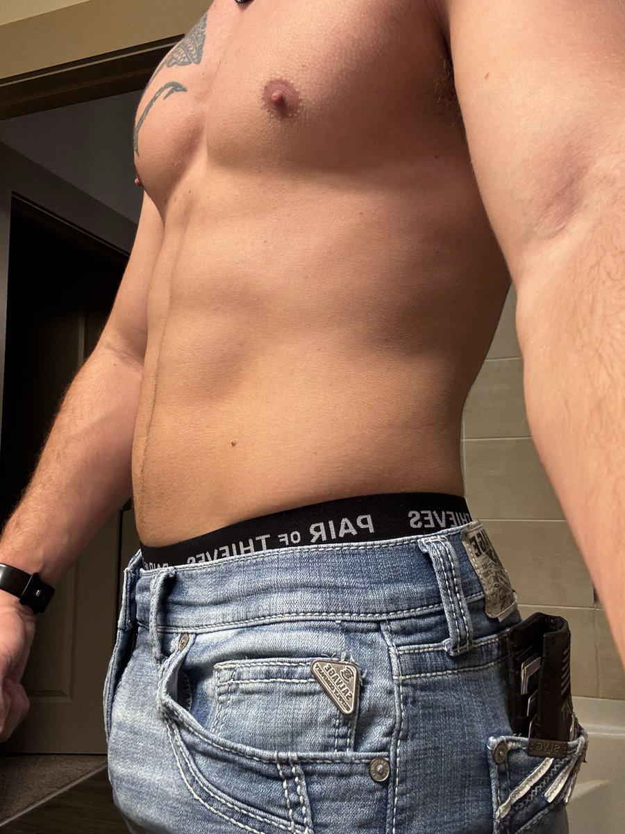 buffbamaboyy's tweet photo. Anyways here ya go https://t.co/2b5LD6Oxsg