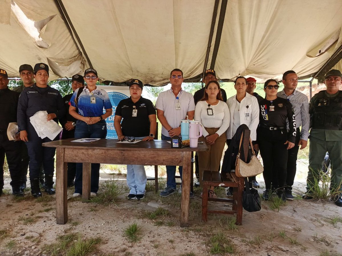 SENAMECFBarinas's tweet photo. En el marco de los procedimientos legales para la destrucción de sustancias ilícitas decomisadas en el estado Barinas, la toxicóloga forense del (#Senamecf), Dra. Lisbell Da Fonseca, lideró el proceso de verificación técnica durante la más reciente jornada de incineración. https://t.co/a9IrPyNO9h