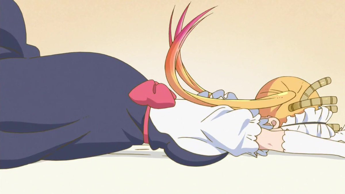 DracxMeteor's tweet photo. Faceplanting Dwagon.—
She is. . . Bored.💧 https://t.co/R0DLSfpZyo