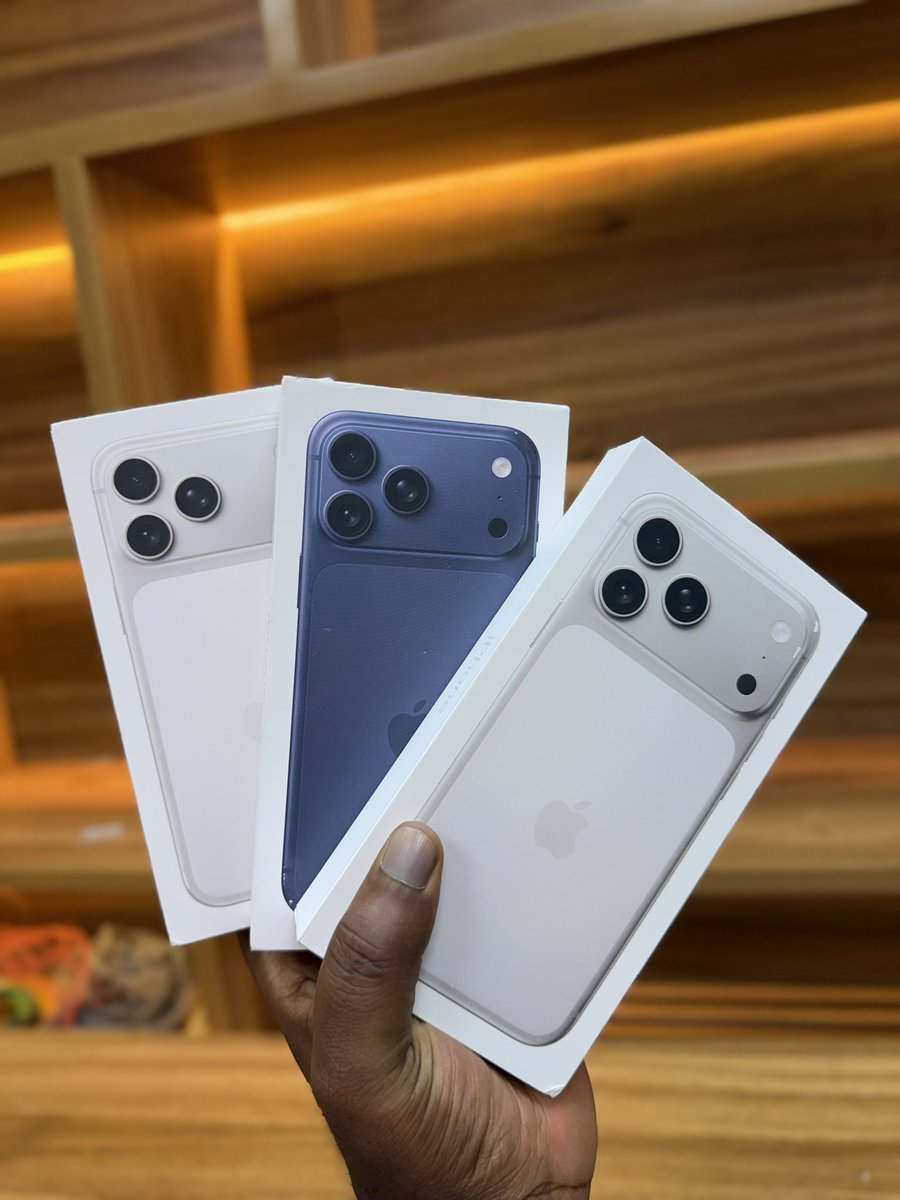 Fagalex_GDS's tweet photo. 17 pro max 🇺🇸 ‼️‼️‼️‼️

Brand New Iphone 17 Pro Max 256GB Locked 🔐 Available 🔥🔥🔥🔥 @goodeal_store 

₦1,300,000 only 
To Order: WhatsApp 09025101778 or dm me now 

Confirm us from @Ekitipikin https://t.co/fTASfMNZyj