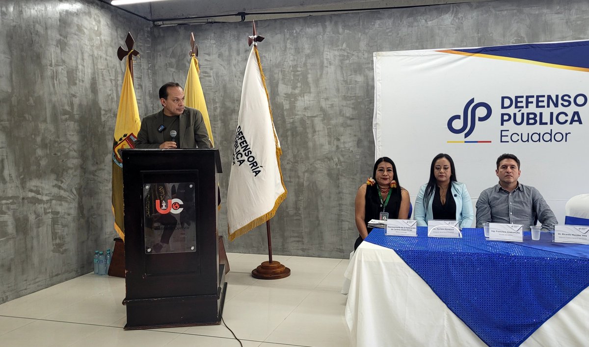 DefPublicaEC's tweet photo. Ricardo Morales Vela cierra su intervención enfatizando que cuando la justicia se acerca a las personas, los derechos dejan de ser únicamente palabras escritas en una norma y empiezan a convertirse en realidades concretas. #RutaDeLosDerechos2026 #MoronaDefensoríaPública https://t.co/vG9zrwbL1f