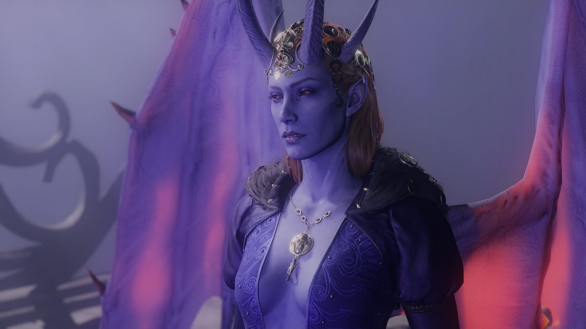 dressltwt's tweet photo. gorgeous gorgeous evil woman https://t.co/KEeTRBCd0U
