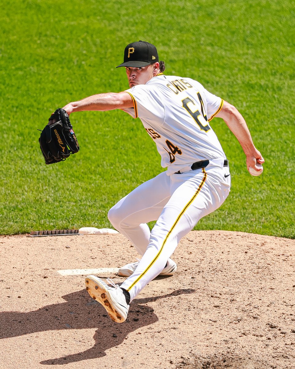 Pittsburgh Pirates: First MLB win for Khristian Curtis! 👏