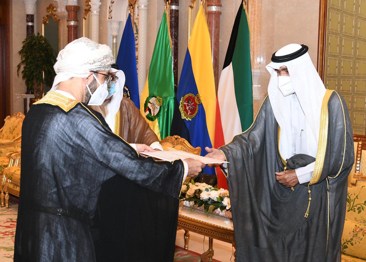 SalehAlkharusi_'s tweet photo. مع صدور المرسوم السلطاني السامي بإجراء تنقلات في السلك الدبلوماسي أود أن أتقدم بأطيب التهاني لزملائي ممن تشرفوا بالثقة السلطانية السامية، كما أعرب عن خالص الشكر والتقدير لكل من سهّل لي أداء مهامي في دولة الكويت الشقيقة على المستوى الرسمي والشعبي.@FMofOman @MOFAKuwait https://t.co/iVJ3x54oXn