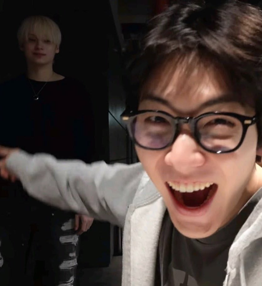ggumkk's tweet photo. Buscando mutis / moots ! (esp/eng)

𖥔  mike ⠀21 ('05) ⠀he/him⠀🇵🇪
𖥔 txt ( ult ) — yj biased 
𖥔 bts, taylor swift, the nbhd ( +media industria del kpop y pop )
𖥔 Cualquier fandom es bienvenido | no -17
#moatwt #stantwt #kpoptwt #mutis https://t.co/308fg4zvJF