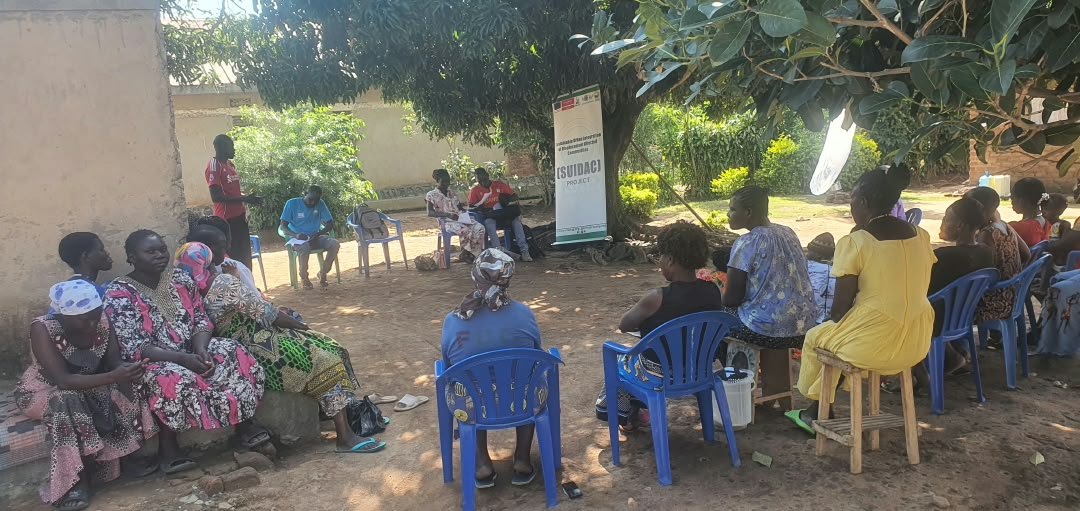 UgandaRiad's tweet photo. The team managed to do volunerability assessment of 25 groups, out of 35 groups, consisting of 30 members at individual level for them to be trained on the best agronomic practices regarding urban farming (Backyard) in Arua city under the SUIDAC Project that is focusing on DACs. https://t.co/TdZn9UvJeT