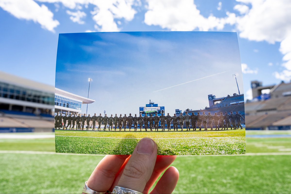 AF_Football's tweet photo. 2๏ธโฃ ๐บ๐ผ๐ฟ๐ฒ ๐๐น๐ฒ๐ฒ๐ฝ๐ until Falcon Stadium looks like this againโฆ
#FlyFightWin | #BoltBrotherhood https://t.co/W9S2NK4PYi