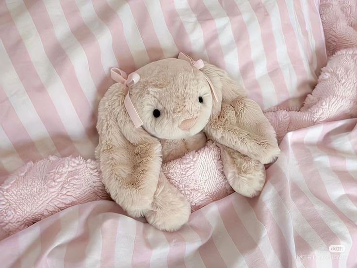 petitbizous's tweet photo. 🍓 ₊˚⊹ ♡
day 2 of #moothunting

hi !! looking for new 18+ moots ♡
i want more cute friends on my tl ୨ৎ

♡ she / her
♡ #edrtwt
♡ kdramas + kpop
♡ sanrio lover
♡ high bmi / high sw
♡ minors dni

♡/⟳ come say hi 🍓 #promotwt https://t.co/paFZ0ISCkH