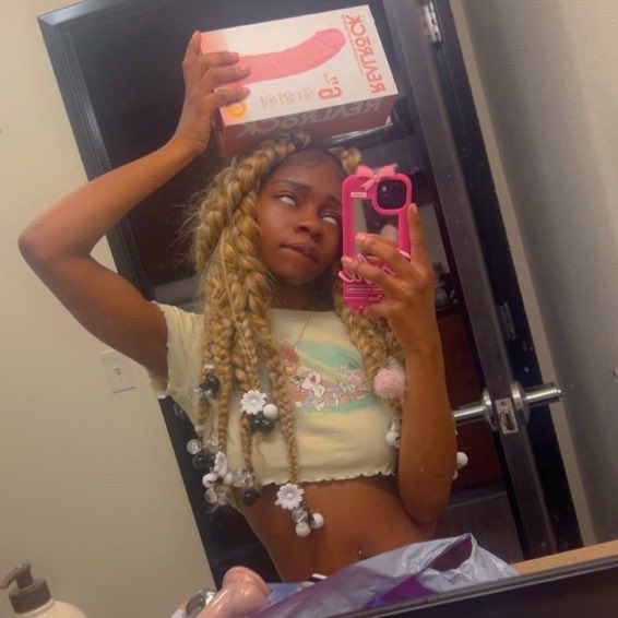 Baby_Queen709's tweet photo. Can we FaceTime now 

#Chicago #chicagomeetups #chifreaks #chimeets #freaks #chicagofreaks #chicagomeets
#Illinois https://t.co/WnmY43LRs9