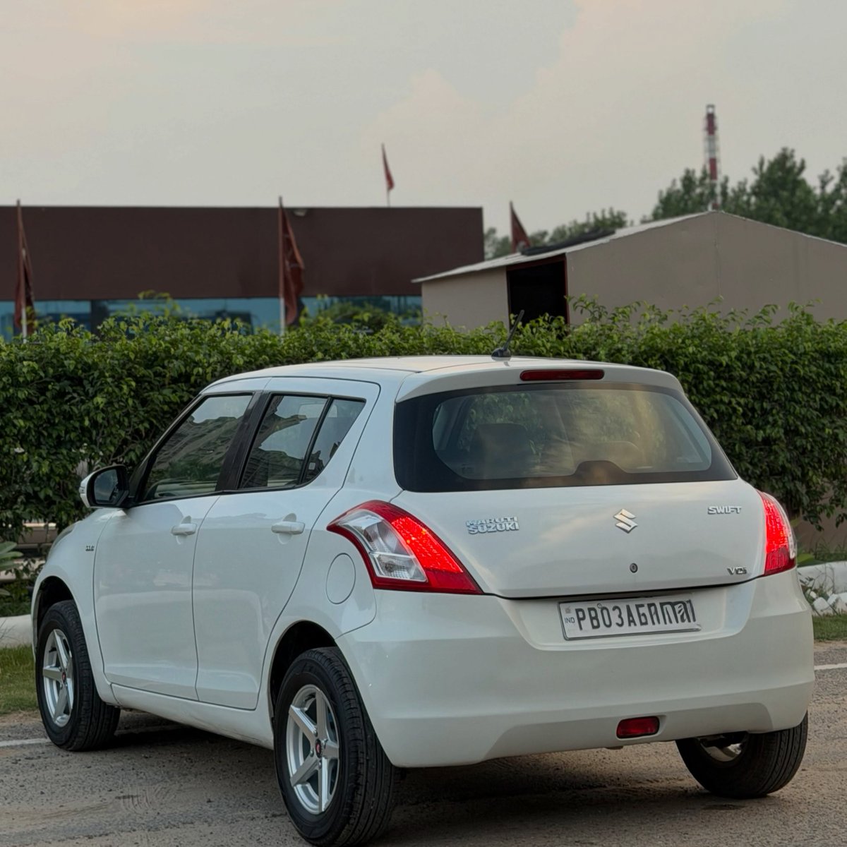 KatelynBrazgdm's tweet photo. Maruti Swift VDI Diesel 2013, 1st owner, PB03 registration, 98, 000 km driven. New alloys, tyres and seat covers. Fully maintained, like new. Asking ₹3. 95 lakh. Crystal Cars: 7009674424 https://t.co/LHjFKAfjTO