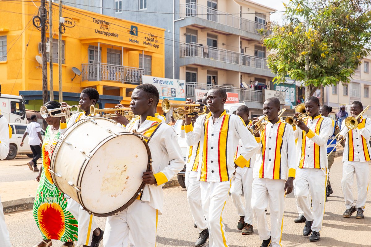 MarieStopesUg's tweet photo. Arua, we are officially bigger and better!

​Today we marched through the streets to celebrate the launch of our brand new Marie Stopes center that's bringing quality, accessible healthcare right to the heart of the community. 

 #AruaLaunch #MSIUG https://t.co/5cgDtcxtcU