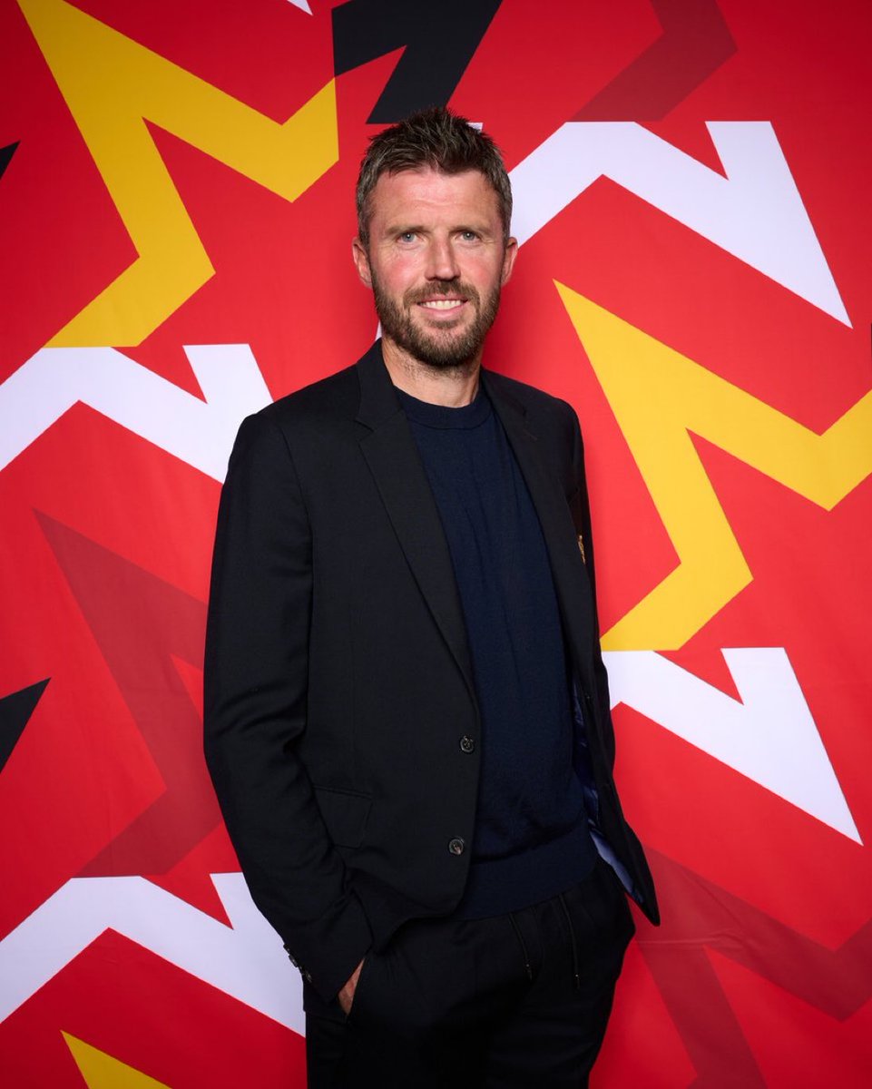 UtdForever7's tweet photo. 🚨📸 MICHAEL CARRICK’S OFFICIAL CHAMPIONS LEAGUE PHOTO! 😍🏆❤️

Carrick leading Manchester United out under those lights, that anthem playing at Old Trafford, European nights back where they BELONG… I genuinely CANNOT WAIT. 🥹🔥

ONE MORE WEEK. BRING IT ON! ❤️‍🔥🏆 https://t.co/TpdMbxCG2I