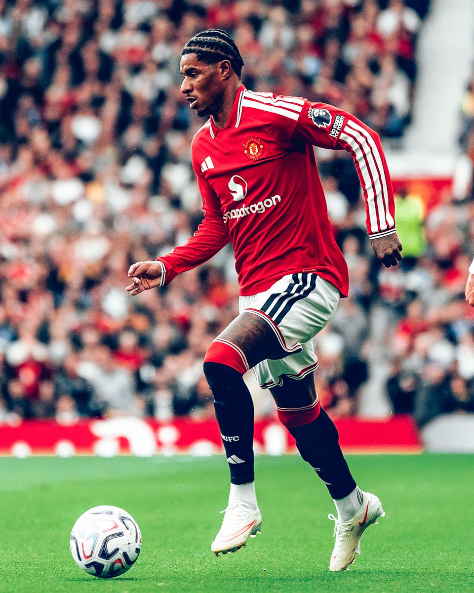footballontnt's tweet photo. Marcus Rashford could hit some big milestones for Man United this season:

⚽ 11 goals from 100 in the Premier League

🔴 12 goals from 150 in all competitions for Man United

🔝 13 goals in all competitions from entering the club's all-time top 10 scorers https://t.co/hIoC6AIpIJ