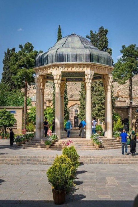 presidentAli13's tweet photo. اگه بخوای انتخاب کنی، شیراز یا رشت؟ https://t.co/1OHz6IFgwS