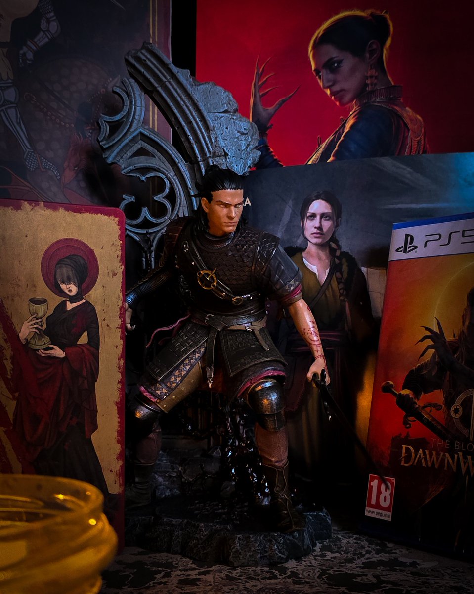 Lecterek's tweet photo. Prezent od @RebelWolvesDevs @DawnwalkerGame 

Jest to najpiękniejsza kolektorka z cudną figurką Coena, świetnym Steelbookiem i w ogóle matko 😭😭😭 https://t.co/J718ClVOP3