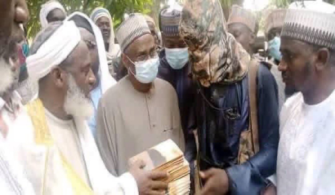 IU_Wakilii's tweet photo. Mr. Christopher Musa,

You are currently the Minister of Defence, and on the very day a sitting Senator, who previously chaired the Senate Committee on National Security and Intelligence, is trending over serious allegations involving the financing of Dogo Gide, a notorious terrorist who terrorised communities in the Southern Kaduna for more than a decade with substantive evidences displayed, you went on air and chose to say nothing about the matter.

Instead, rather remarkably, you appear more interested in attempting linking Mallam Nasir El-Rufai to the issue in southern Kaduna when he was a governor when even at the time it was this same Dogo Gide and co that were terrorizing your home.

So, Mr. Musa, are you a morally flexible person who apply different standards depending on whose political interests are at stake?