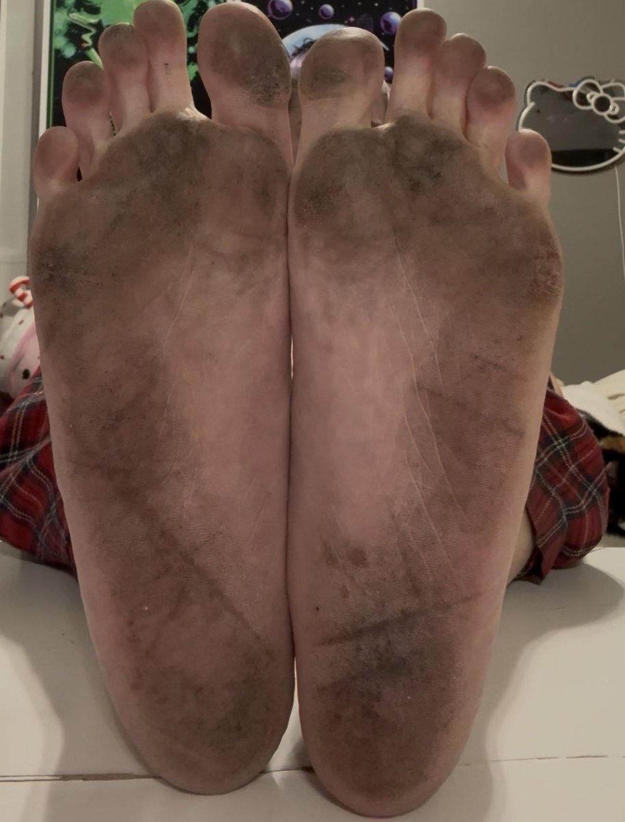 h0n3yp0tt69's tweet photo. Clean it up with your tongue loser https://t.co/5taDuugx42