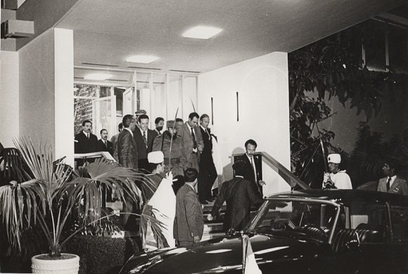 FSoldadodeIdeas's tweet photo. #FidelCastro y el presidente de Argelia Houari Boumediene, en el aeropuerto de Argel, el 4 de septiembre de 1973.

https://t.co/QcmpugRWrT
#100AñosConFidel #Cuba  #SomosContinuidad #RevoluciónCubana https://t.co/eLLIVvMF9I