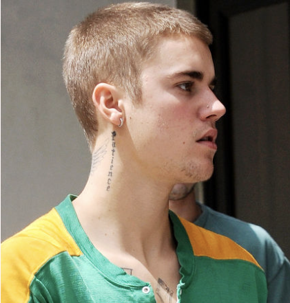 flatlinelatte's tweet photo. 2016                                                        2026

Justin Bieber is aging in reverse https://t.co/nQVjpZgT6P