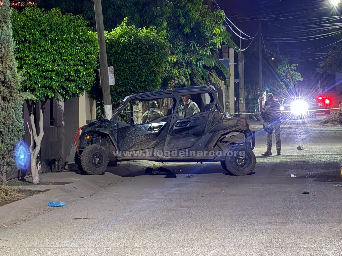 blogdelnarcomx's tweet photo. Luis Alberto "El Beto Pollas" de La Chapiza fue ejecutado mientras circulaba en un Razer en Culiacán, Sinaloa, otro sujeto fue herido, LEE MÁS AQUÍ 👇👉 https://t.co/5v3PLDuIxZ https://t.co/FYQkwWE1Mo