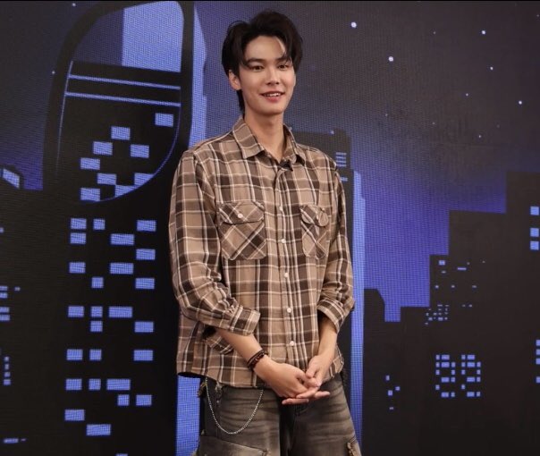 cal1mielmerry's tweet photo. สิ่งที่ใหญ่กว่าที่คุณคิด
อันดับ 1 : ดิว จิรวรรตน์

#KatanyutonightxDewTee https://t.co/OAtDzAWDqt