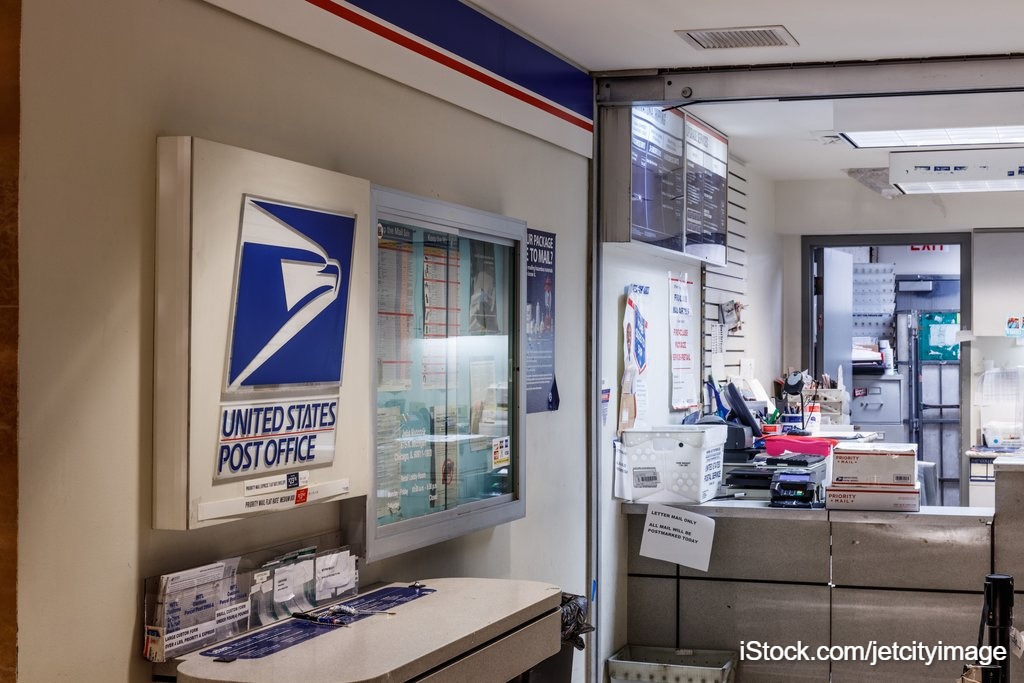 Law360's tweet photo. A federal judge appeared poised to extend her block on the U.S. Postal Service implementing new requirements allowing it to refuse to deliver potentially thousands of mailed ballots this November, suggesting the midterm elections are too close to make such a sweeping change. https://t.co/oR4RiJuGih