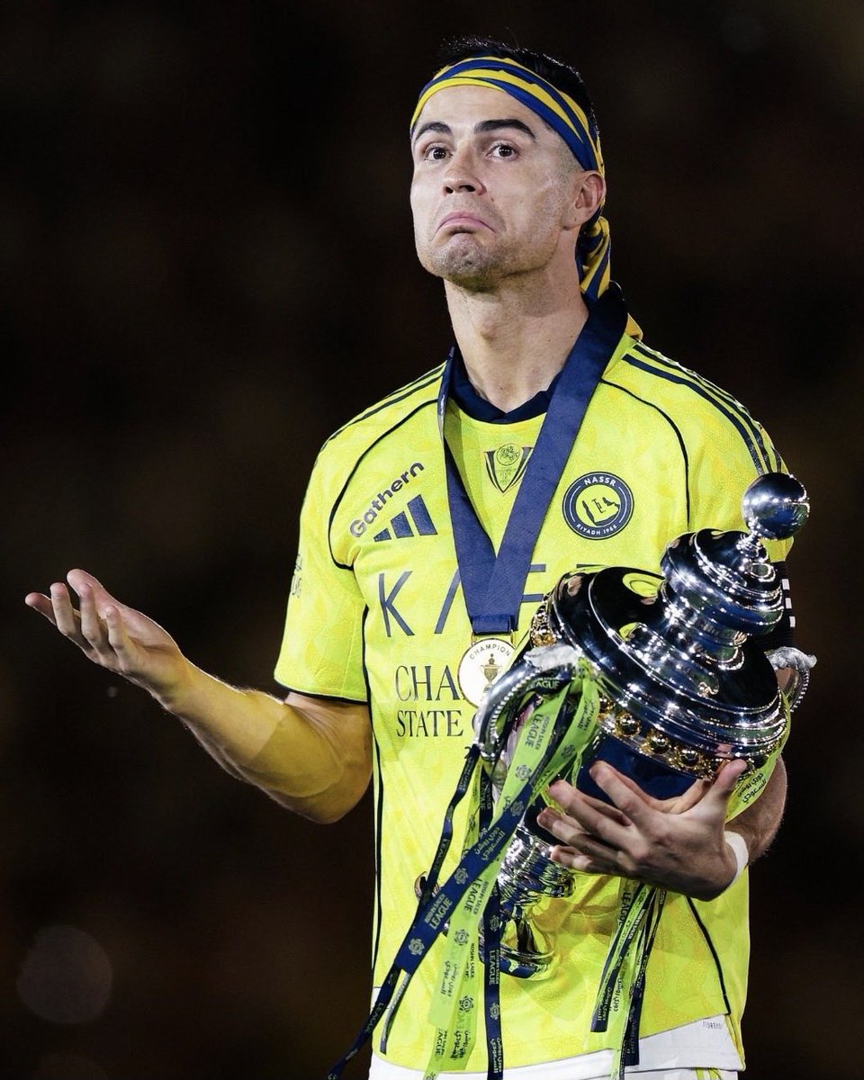 daguitovaldes's tweet photo. A día de hoy, según Transfermarkt, la plantilla de Al-Hilal vale 100M€ más que la plantilla de Al-Nassr.

Encima, Al-Hilal ha gastado 200M€ en este mercado de fichajes, eso es ¡DIEZ VECES! más de lo gastado por Al-Nassr.

Cristiano Ronaldo nunca la tuvo fácil.

😌 https://t.co/oacH63eOPX