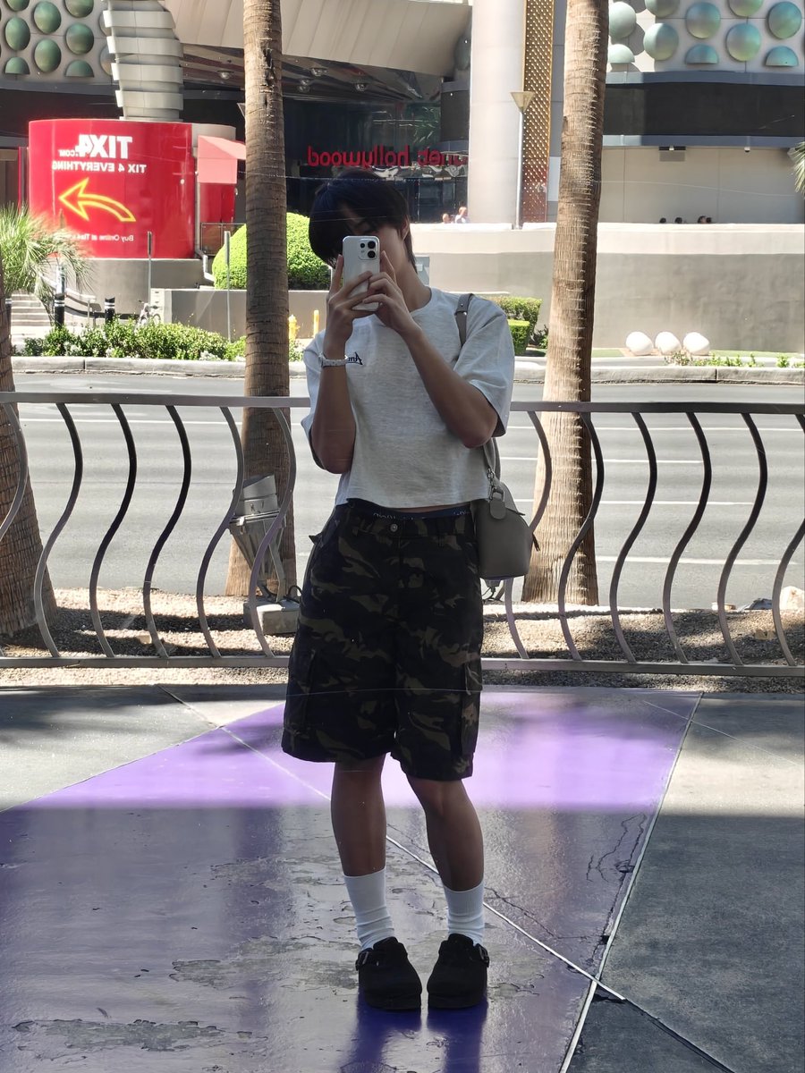Aspa_ZunNaNu's tweet photo. ฟิตเชคๆ เสื้อครอปกางเกงลายทหารกระเป๋าสะพายข้างถุงเท้าครึ่งขานาฬิกาแฟนให้สีขาวจ้า 🙂‍↔️🙂‍↔️🙂‍↔️🙂‍↔️🙂‍↔️🙂‍↔️🙂‍↔️🙂‍↔️🙂‍↔️🙂‍↔️🙂‍↔️🙂‍↔️🙂‍↔️🙂‍↔️🙂‍↔️🙂‍↔️🙂‍↔️🙂‍↔️🙂‍↔️🙂‍↔️🙂‍↔️🙂‍↔️🙂‍↔️🙂‍↔️ https://t.co/jEGfpUDBNe