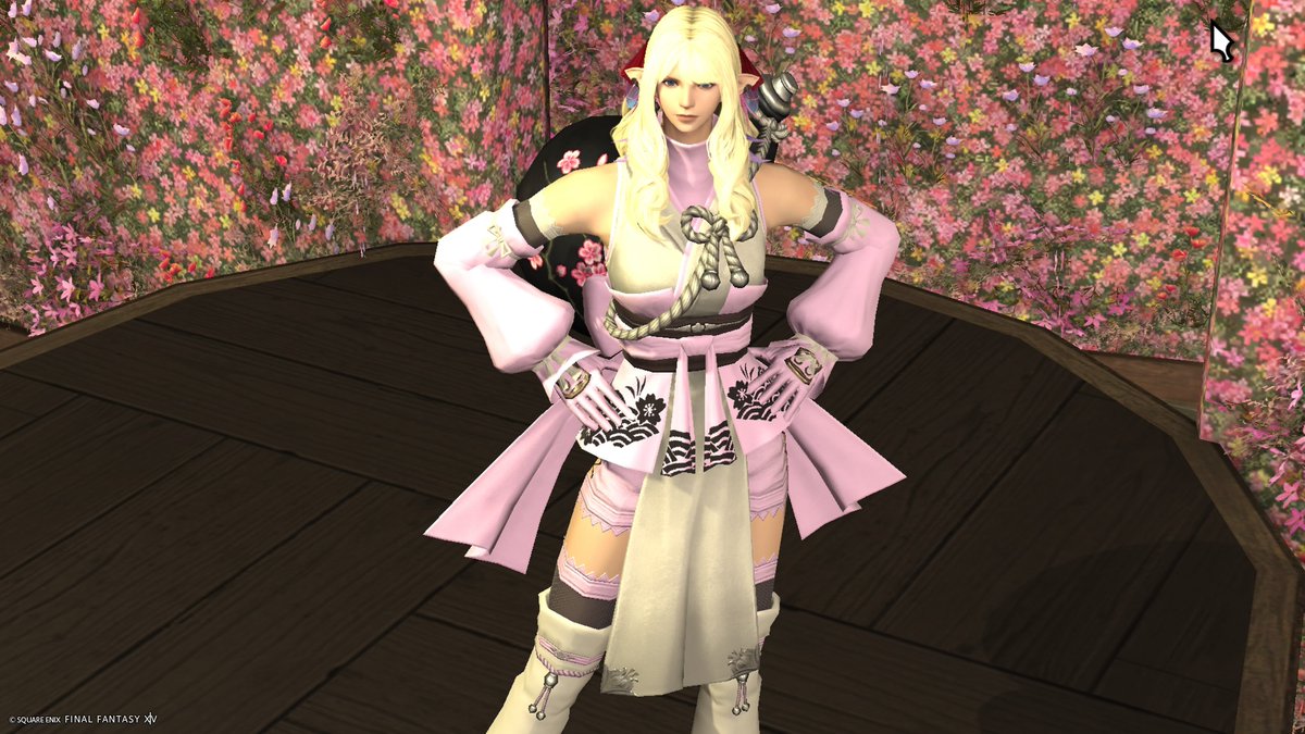 nogikuff's tweet photo. #おはエレ ごさいますー！謎のひょうたん服買ってみました。公式に問いたい。なぜひょうたんが必要だったのか…！？
フレさん相方候補さんいつでも募集です。エオで♂（エレメスさんなら♀でも！）なら同性で全然OK❤️#エレメス #エレゼン #FF14フレンド募集 #FF14 https://t.co/y4lMMjH44P