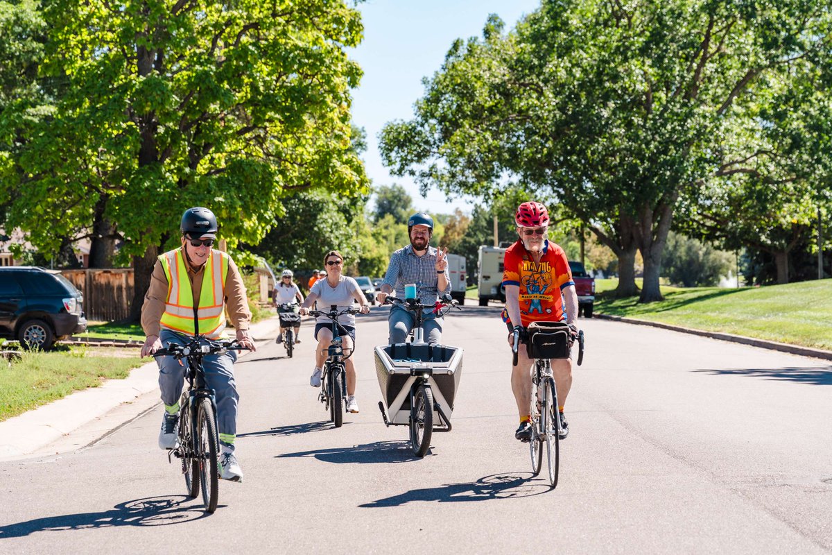 LakewoodCOgov's tweet photo. Lakewood has officially launched its new network of neighborhood bikeways. These routes utilize existing quiet roads and wayfinding signs to direct bicyclists in order to provide a safe and accessible environment for cyclists of all abilities. 

More info: https://t.co/DZZL25GH12 https://t.co/QzwObu6frz