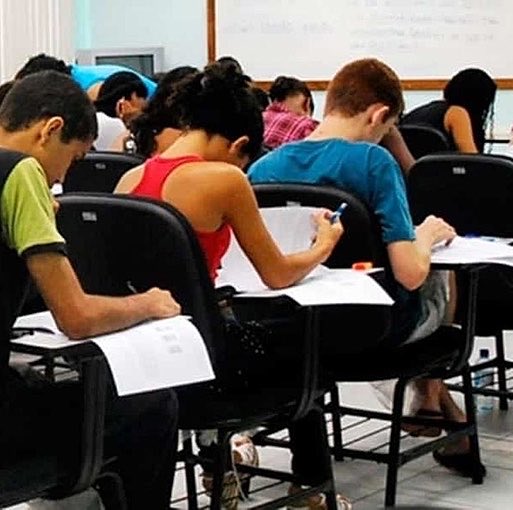 choquei's tweet photo. 🚨BRASIL: Estudantes do Nordeste
conquistam o maior número de medalhas na Olimpíada Nacional de História. https://t.co/TDxD2cZ6cA