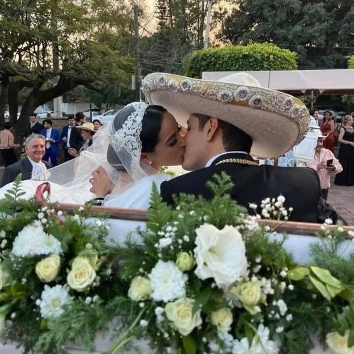Prive_sofis's tweet photo. Mis  sueños 😞😍🙌 https://t.co/WGiPgmDkk3