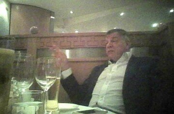 DachshundColin's tweet photo. "Look, if Farage has to resign then for the right price I'll be leader to the end of the season." https://t.co/2PBH0C3jq6