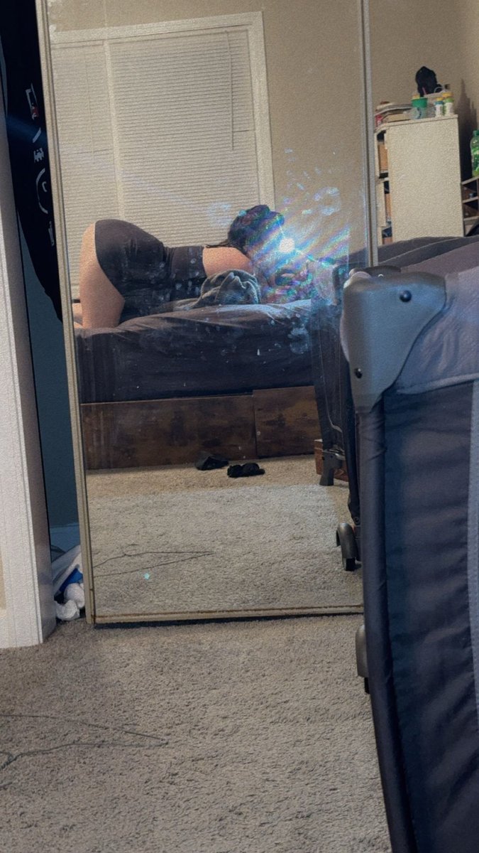 Ghoulghost01's tweet photo. I’m bored, come play with me🫣 https://t.co/PAXQAHthYz