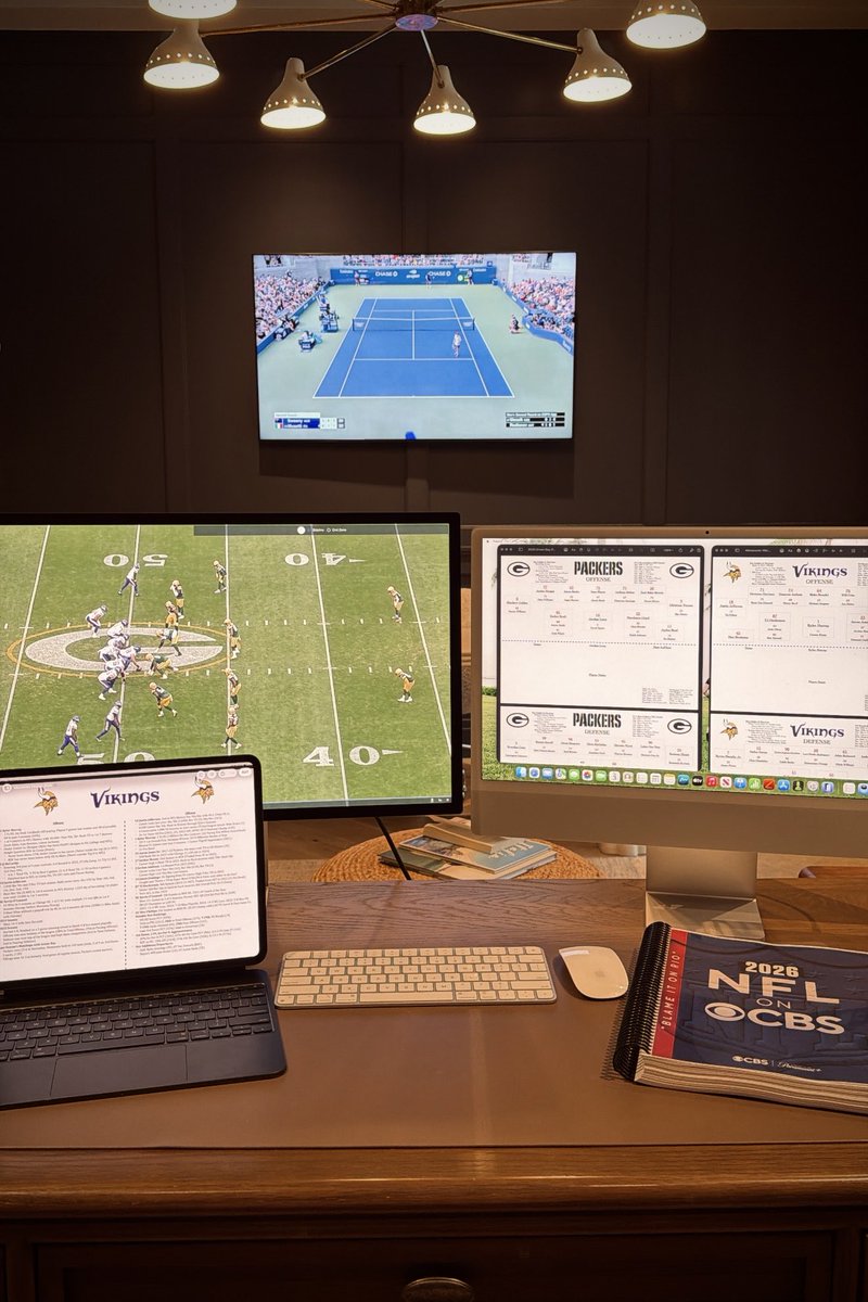 JJWatt's tweet photo. You can start to feel it in the air… https://t.co/gtOeOnLyKo