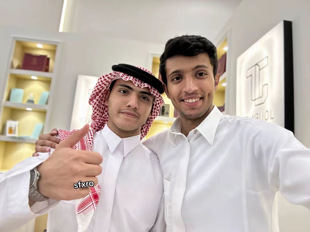 sfxro2's tweet photo. حصرياات اليوم منني✌🏻✌🏻 #دحام_الضحيك https://t.co/AaxWxlR9rh