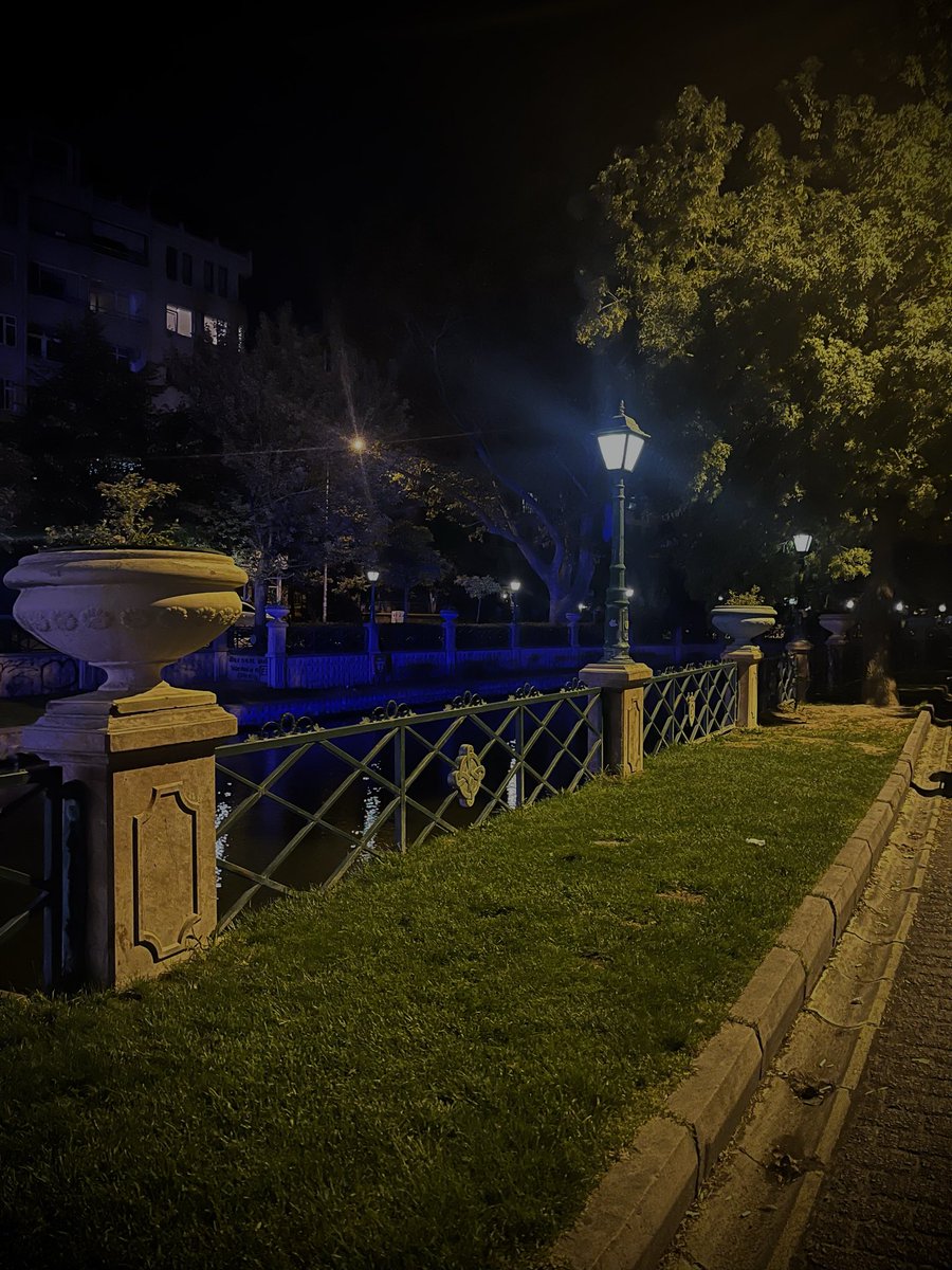 nextlevelDamlla's tweet photo. Beni yüreğine yüreğine yaz https://t.co/ti42wTGyo1