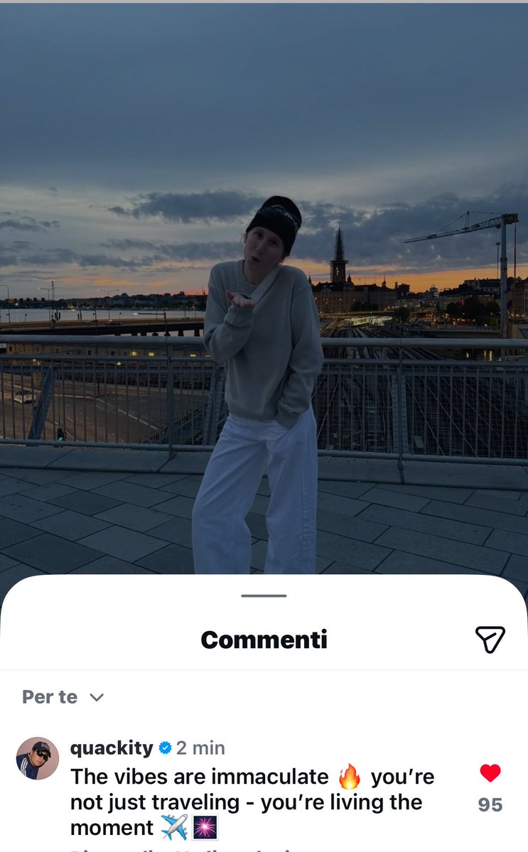 saucebxssjunior's tweet photo. quackity bro😭😭 https://t.co/h6FMPtarC7